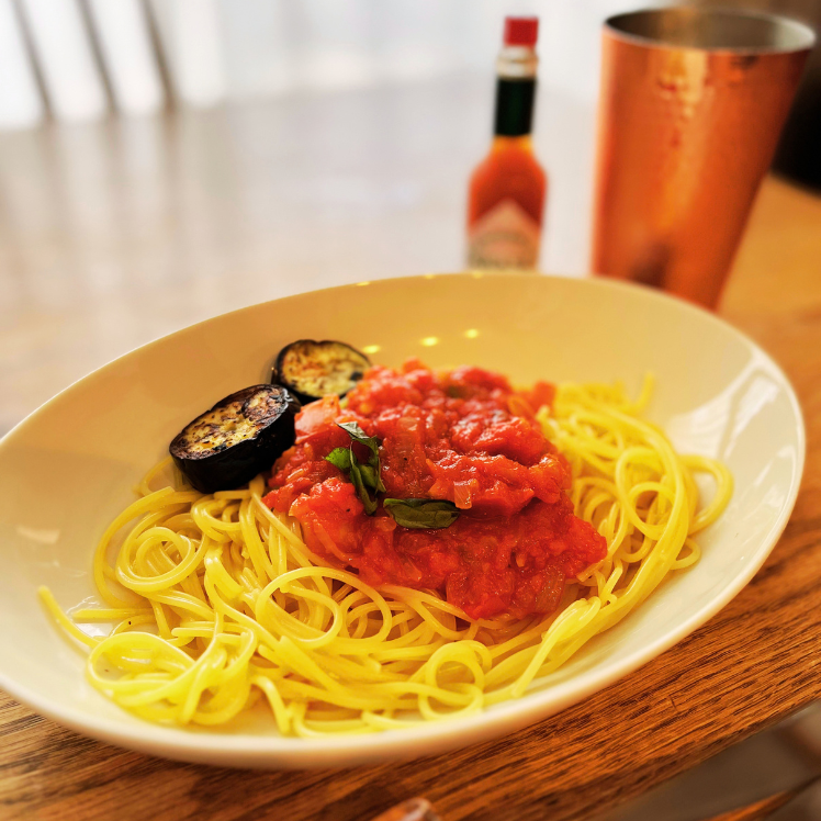 手作りトマトソースのパスタ
